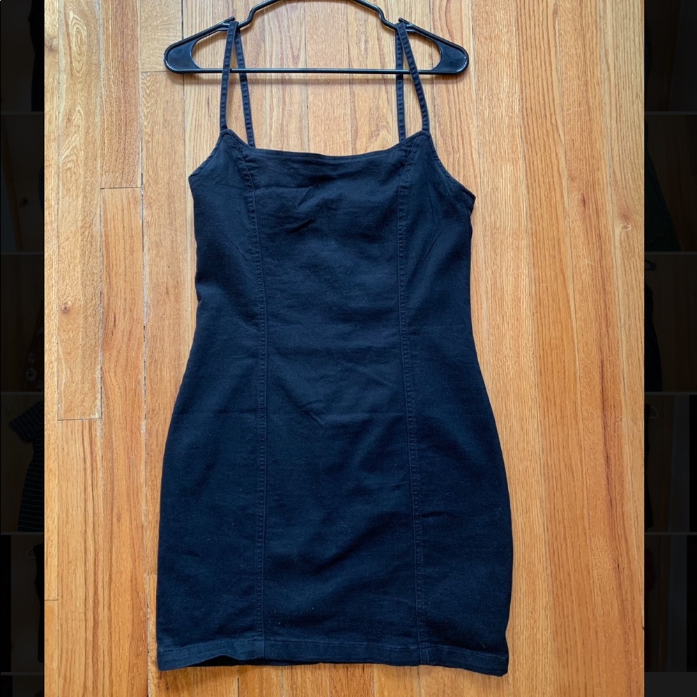 H&M Bodycon spaghetti strap dress Black Size M